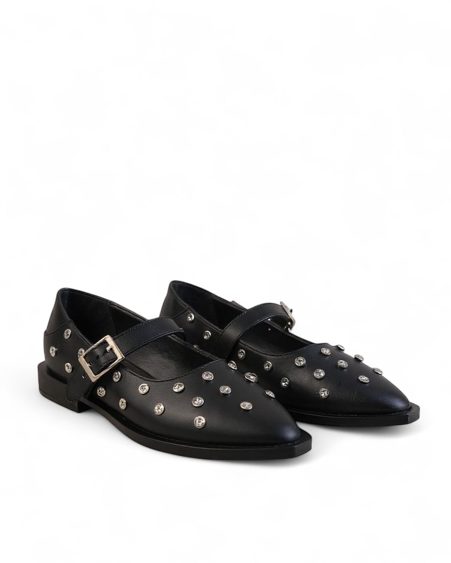 Dotty Black