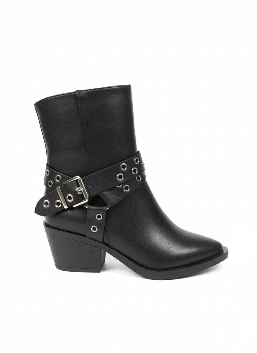 Mila Ankle Boots – Black