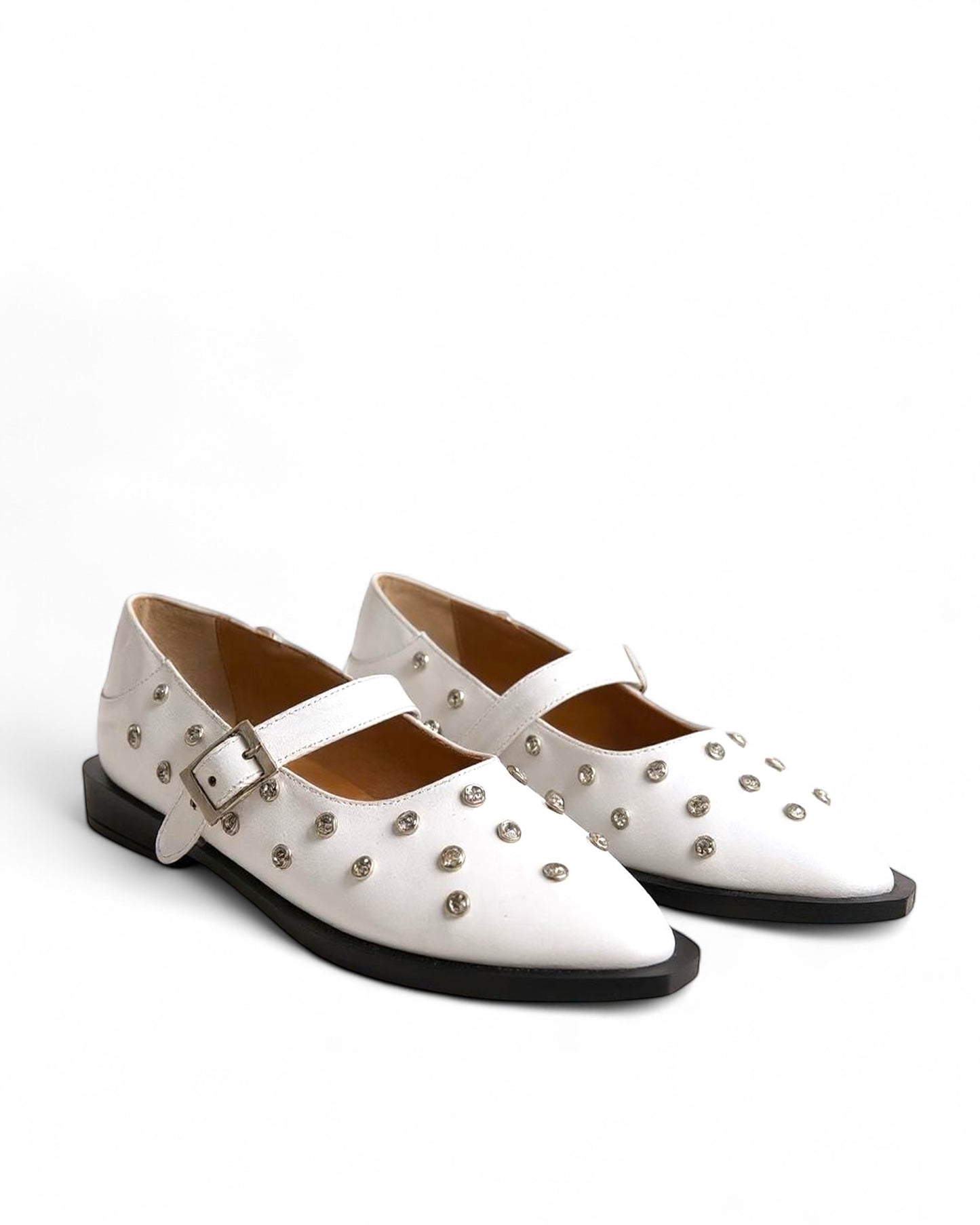 Dotty white