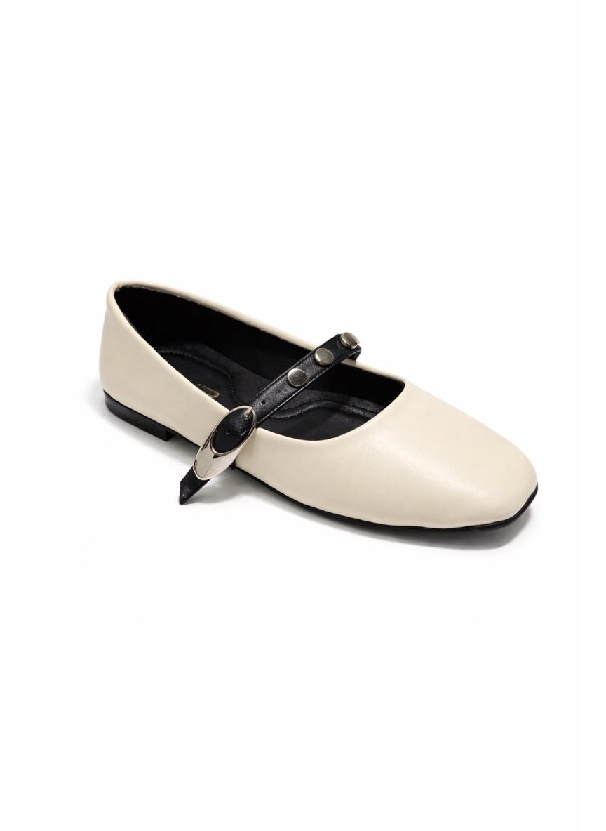 Ivy Stud Flats - Beige