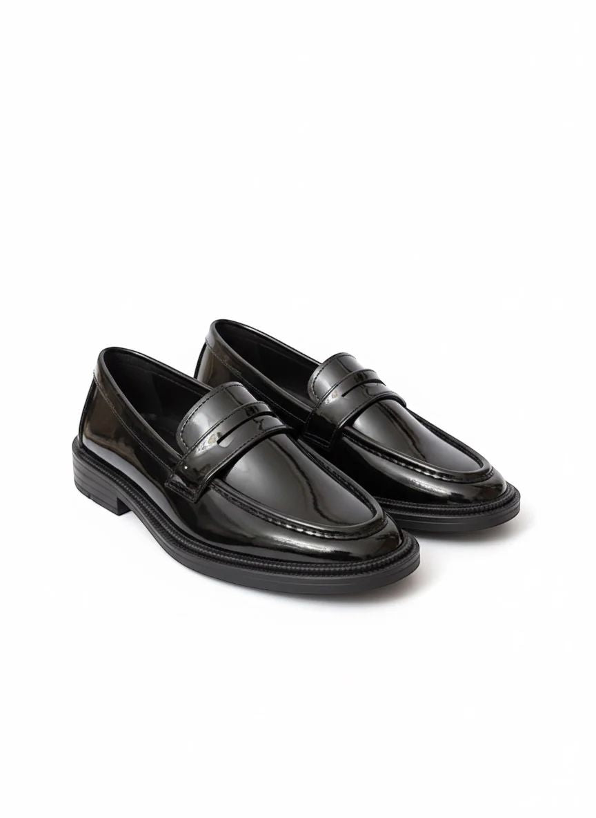 The Gloss Loafer - Black