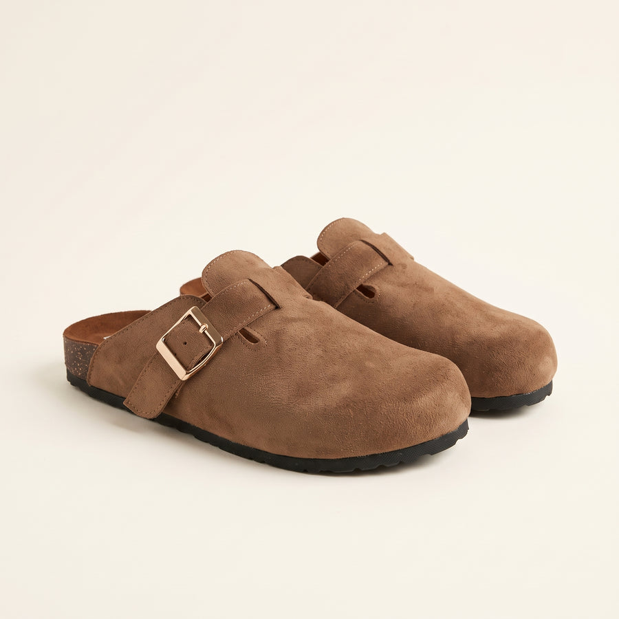 The Loom Clog - Cafe