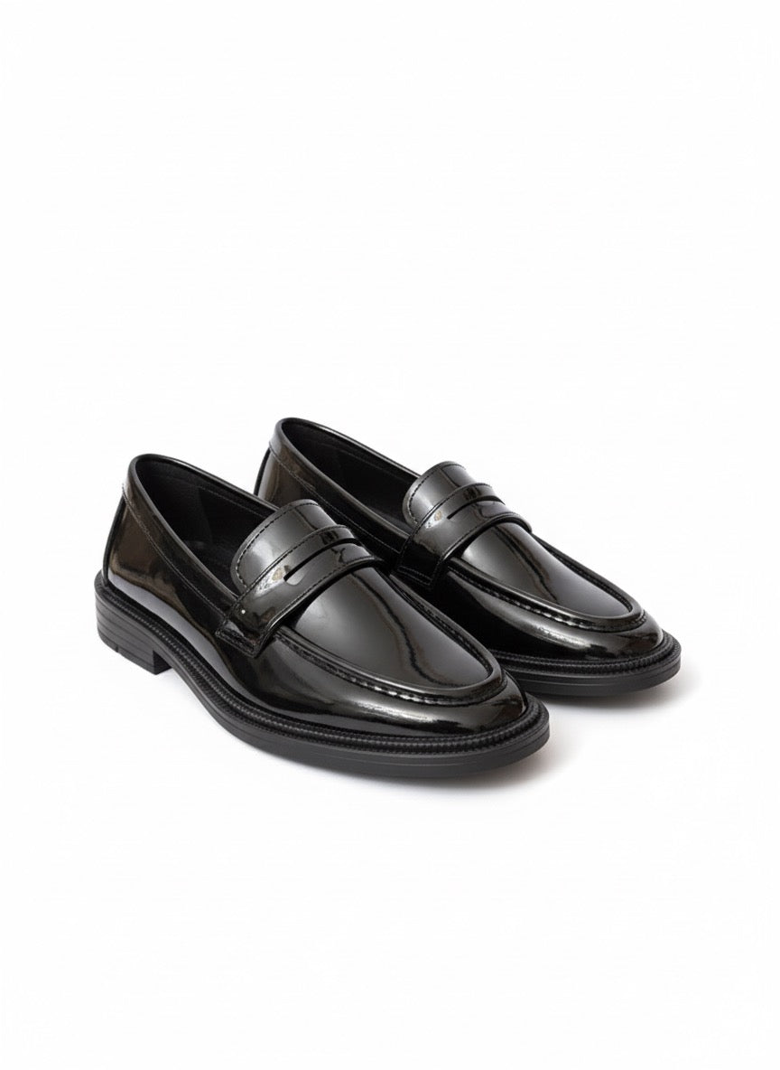 The Gloss Loafer - Black