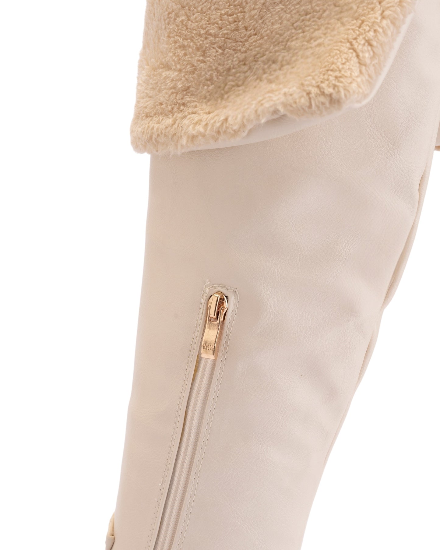 Over knee Ivory Boots - Fur