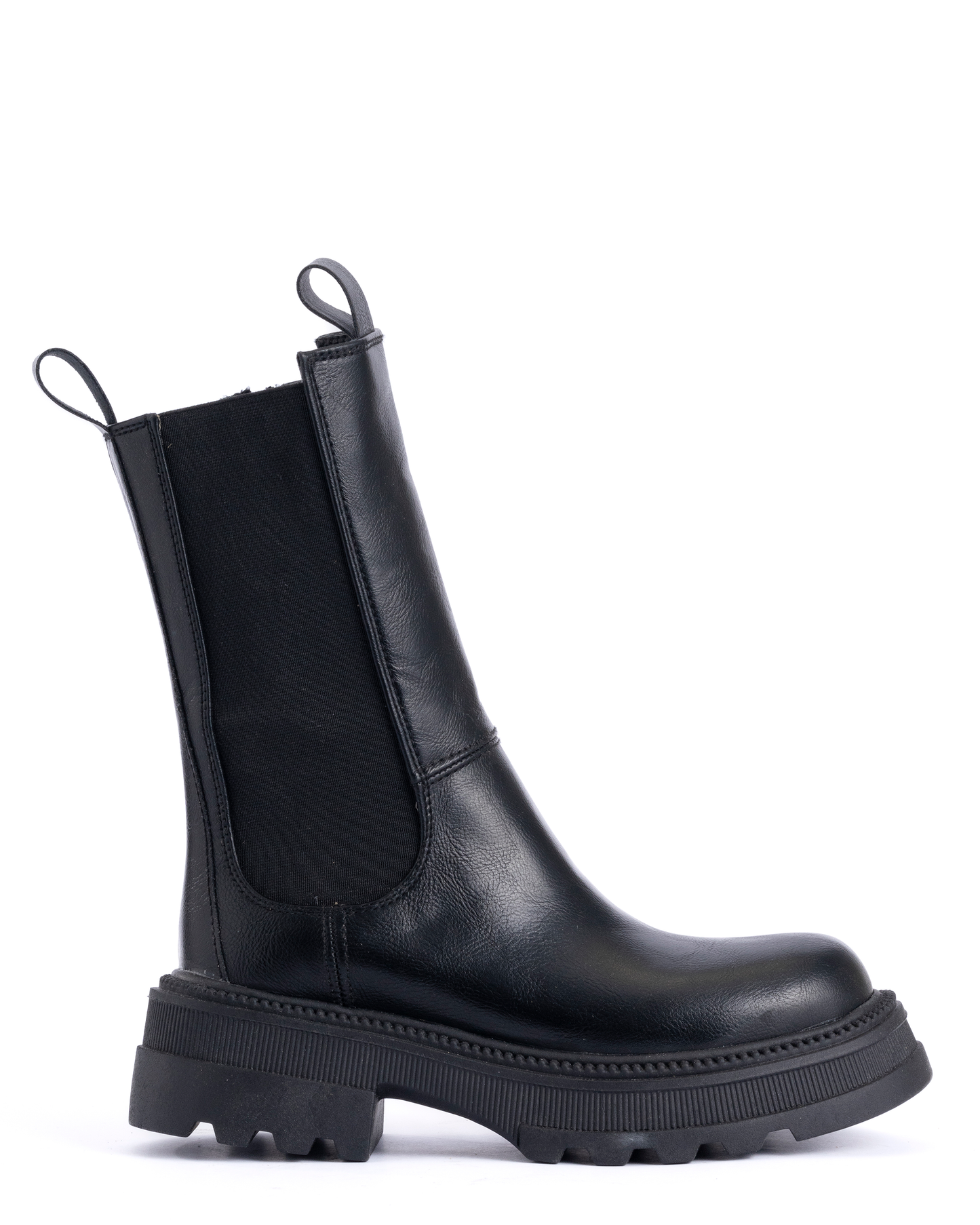 Classic Chelsea Boots - Black