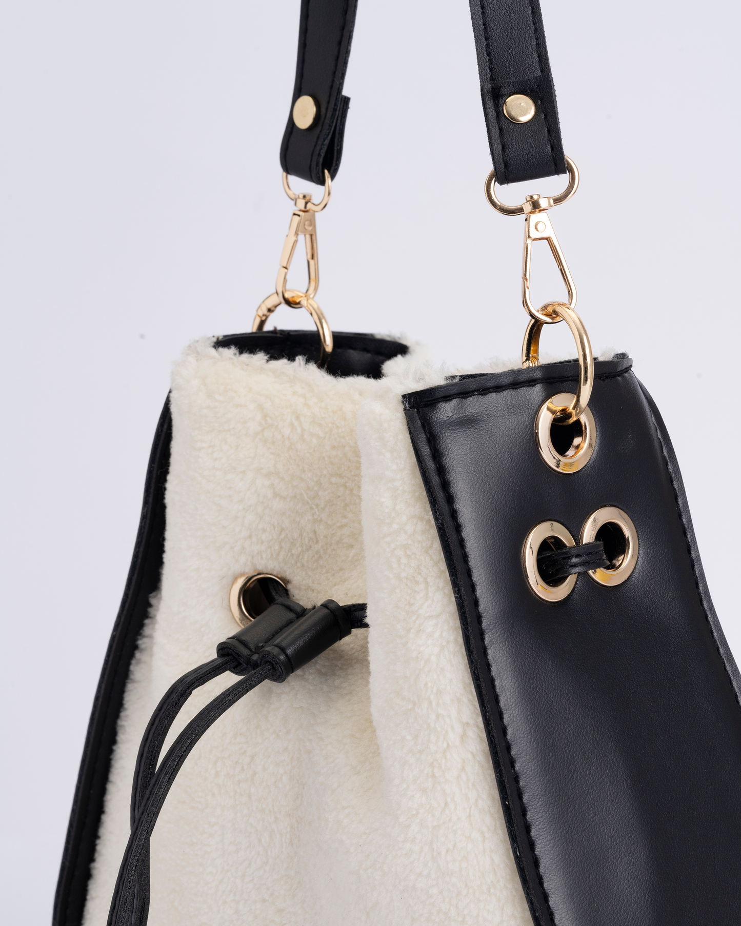 Fur dream bucket bag - Black