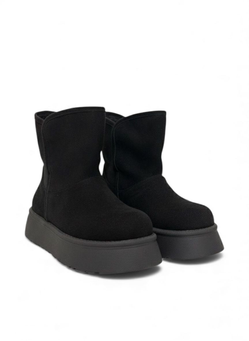 Cozy Cloud Boots - Black